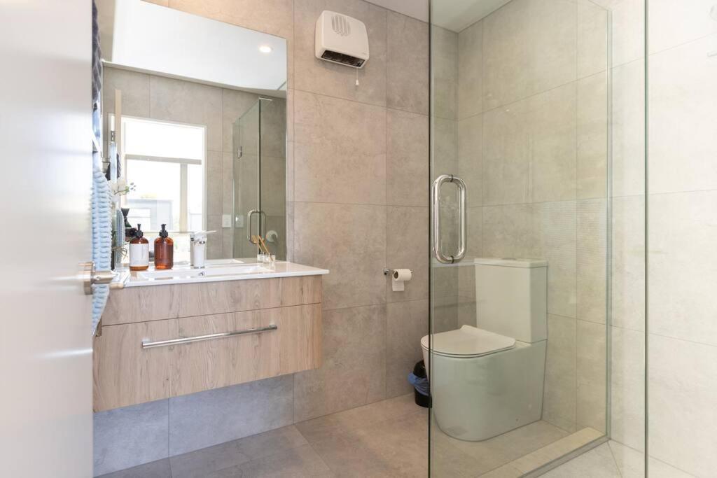 Inner City Luxury With Free Parking Christchurch Eksteriør bilde