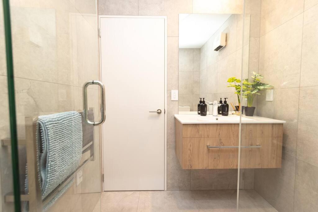 Inner City Luxury With Free Parking Christchurch Eksteriør bilde